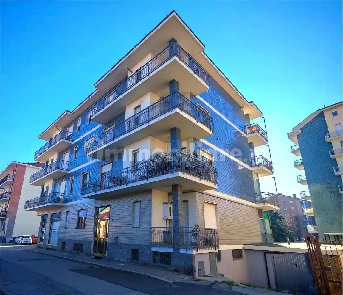 Appartamento in vendita a Trofarello