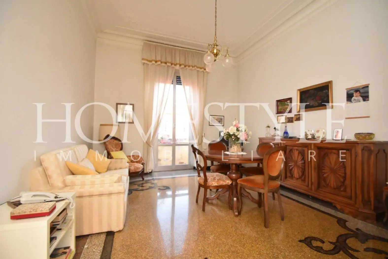 Appartamento in vendita a Genova