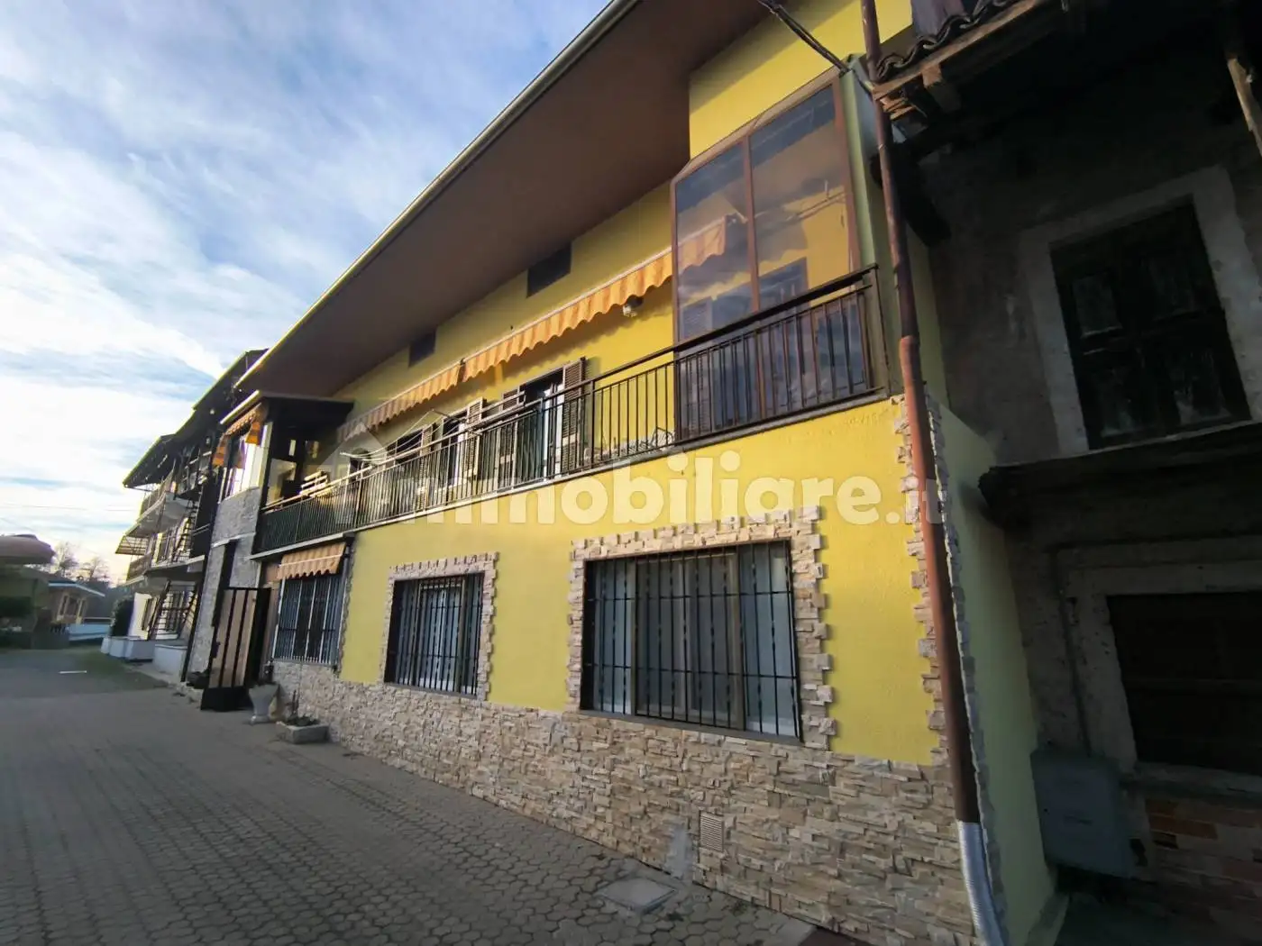 Casa indipendente in vendita a Fontaneto d'Agogna