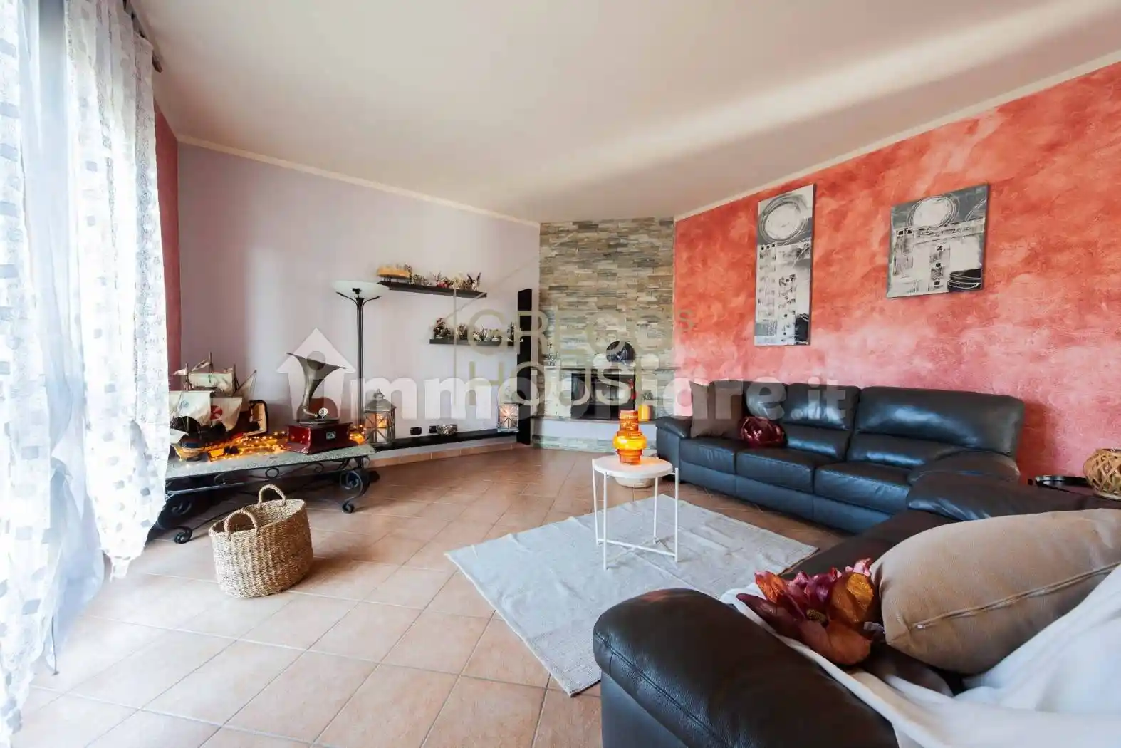 Villa bifamiliare via Guido Rossa, Centro, Varallo Pombia - foto 2