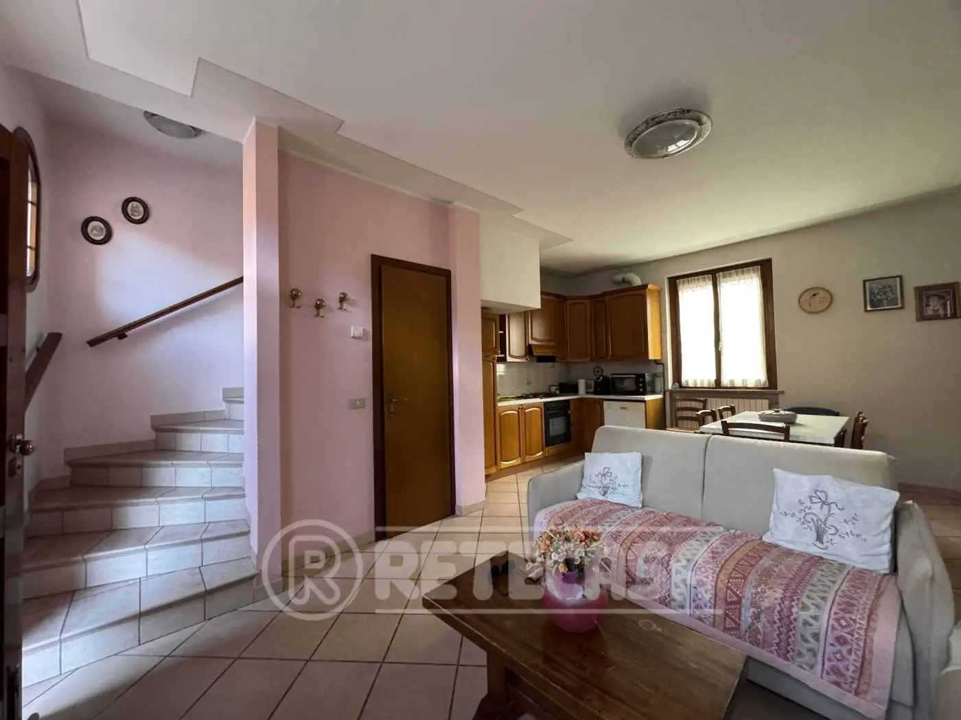 Casa indipendente in vendita a Crespiatica