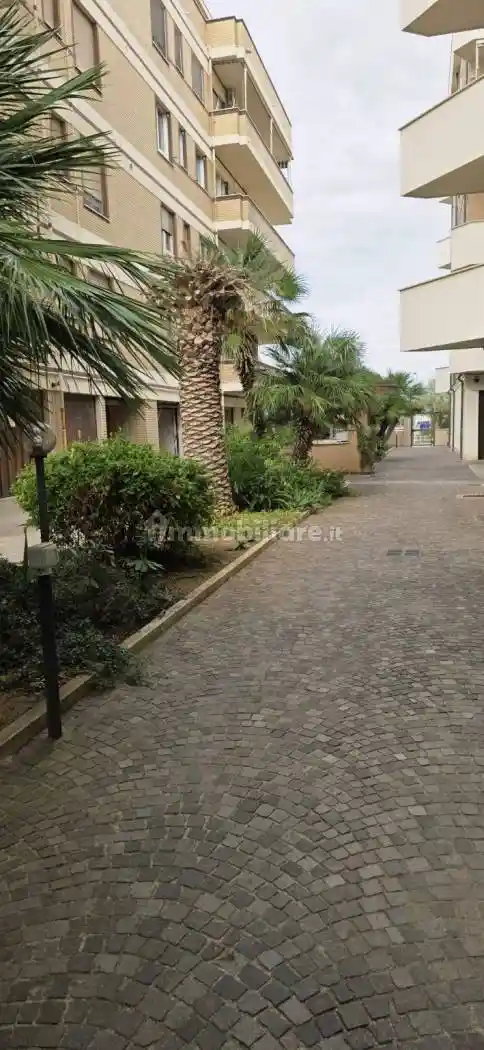 Quadrilocale viale John Fitzgerald Kennedy 130, Lungomare - Strada Parco, Pescara - foto 5