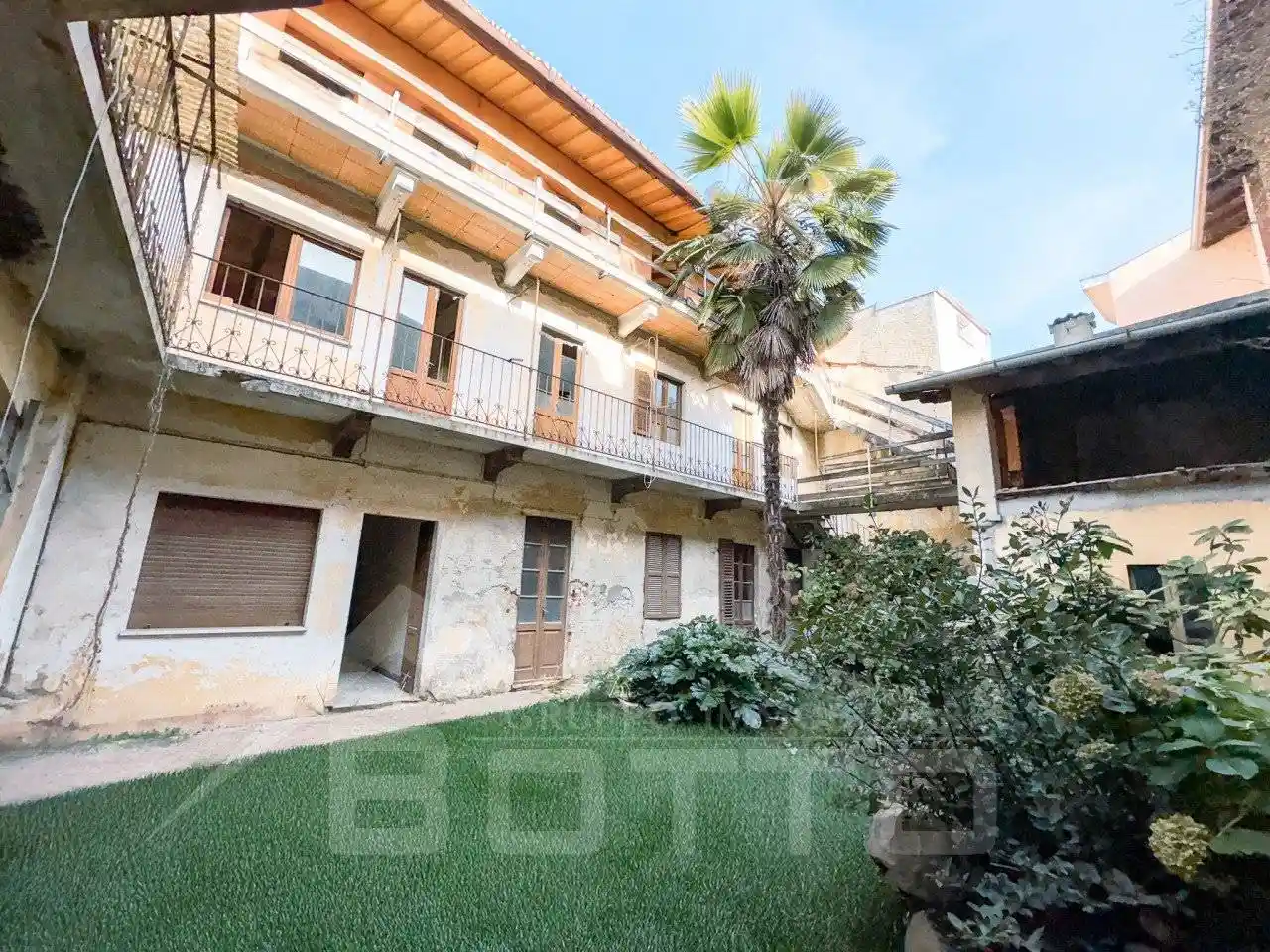 Rustico - Casale in vendita a Oleggio