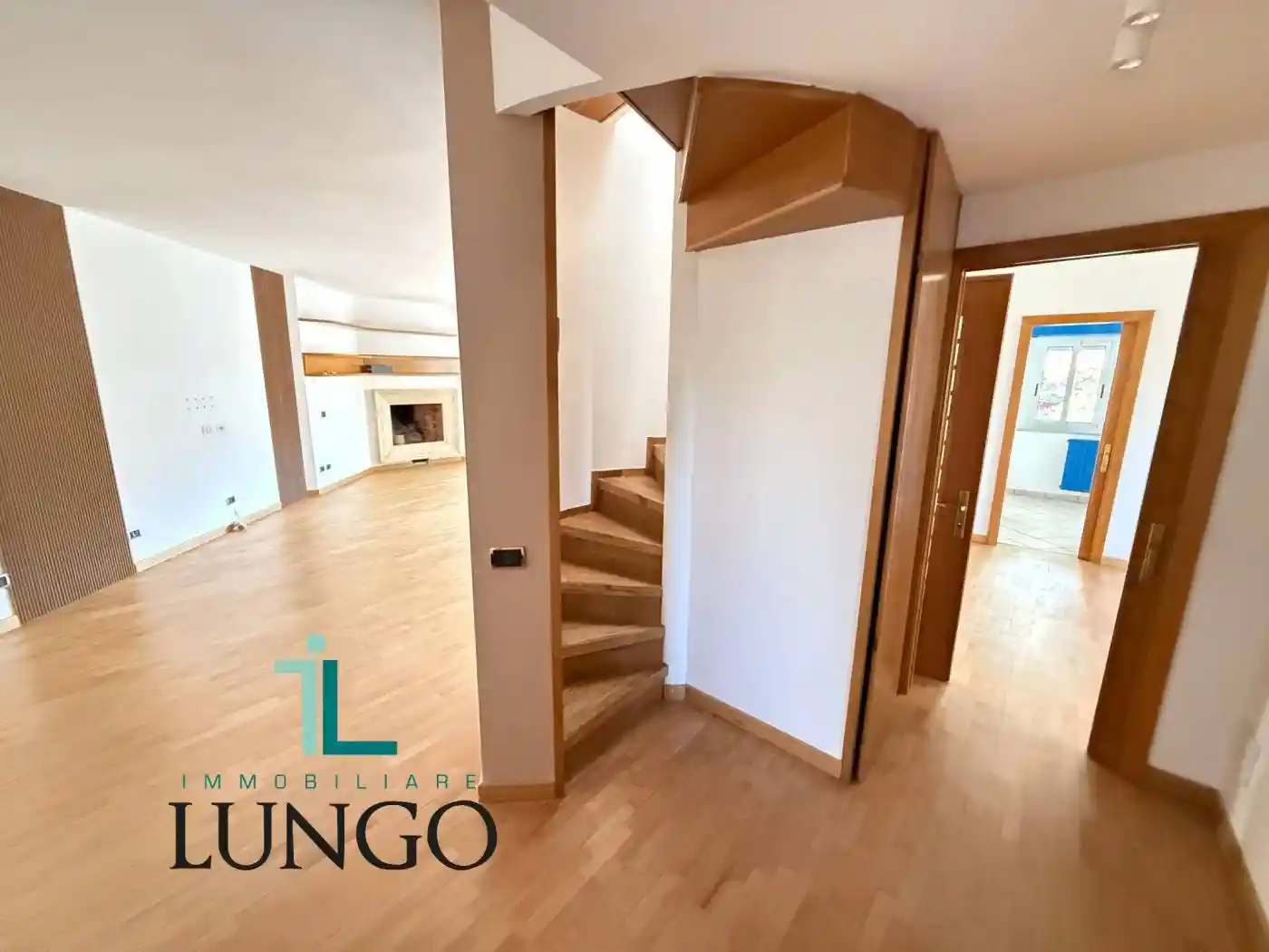 Appartamento ottimo stato, su più livelli, Centro, Latina - foto 5