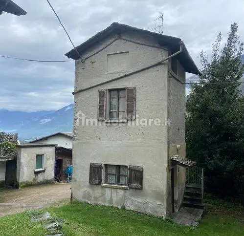 Villa in vendita a Albosaggia