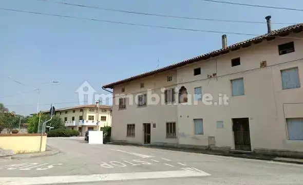 Appartamento in asta a Mereto di Tomba