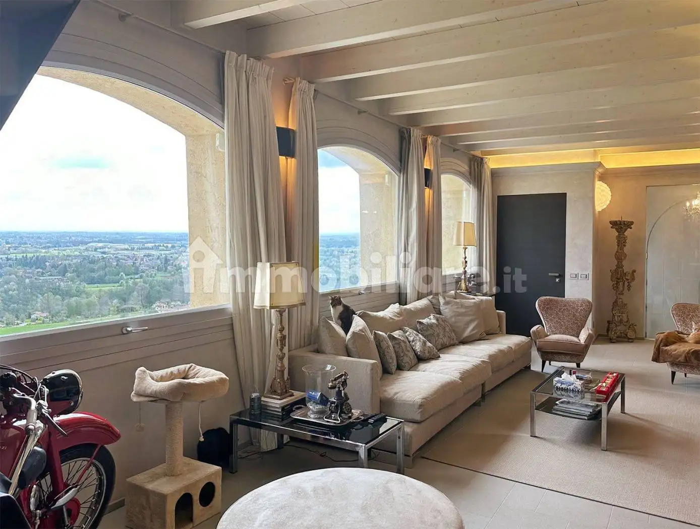 Villa in vendita a Montevecchia