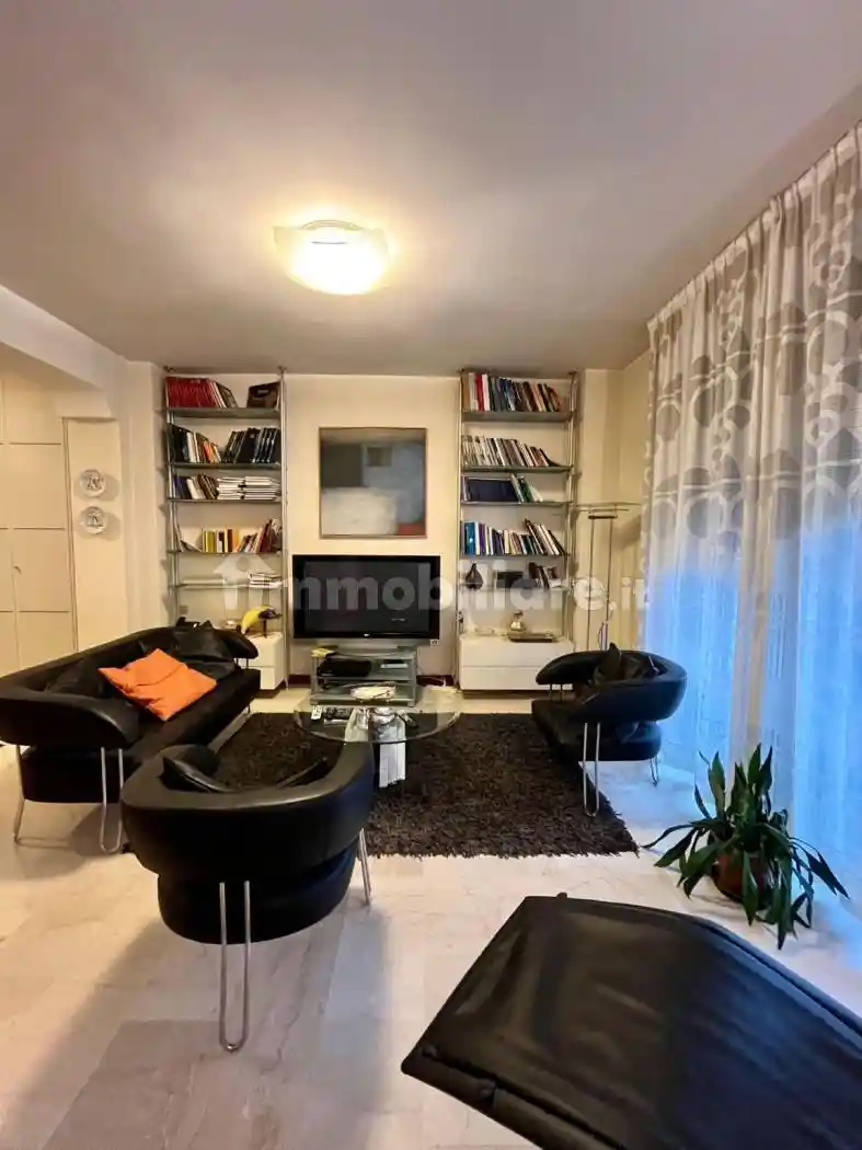 Appartamento viale Vittorio Veneto, Centro Storico, Modena - foto 4