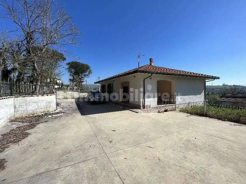 Terratetto unifamiliare San Vitale, San Vitale, Benevento - foto 2