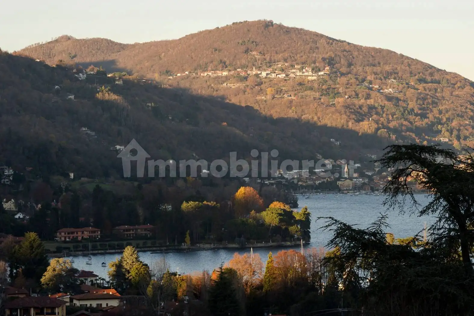 Appartamento in vendita a Meina