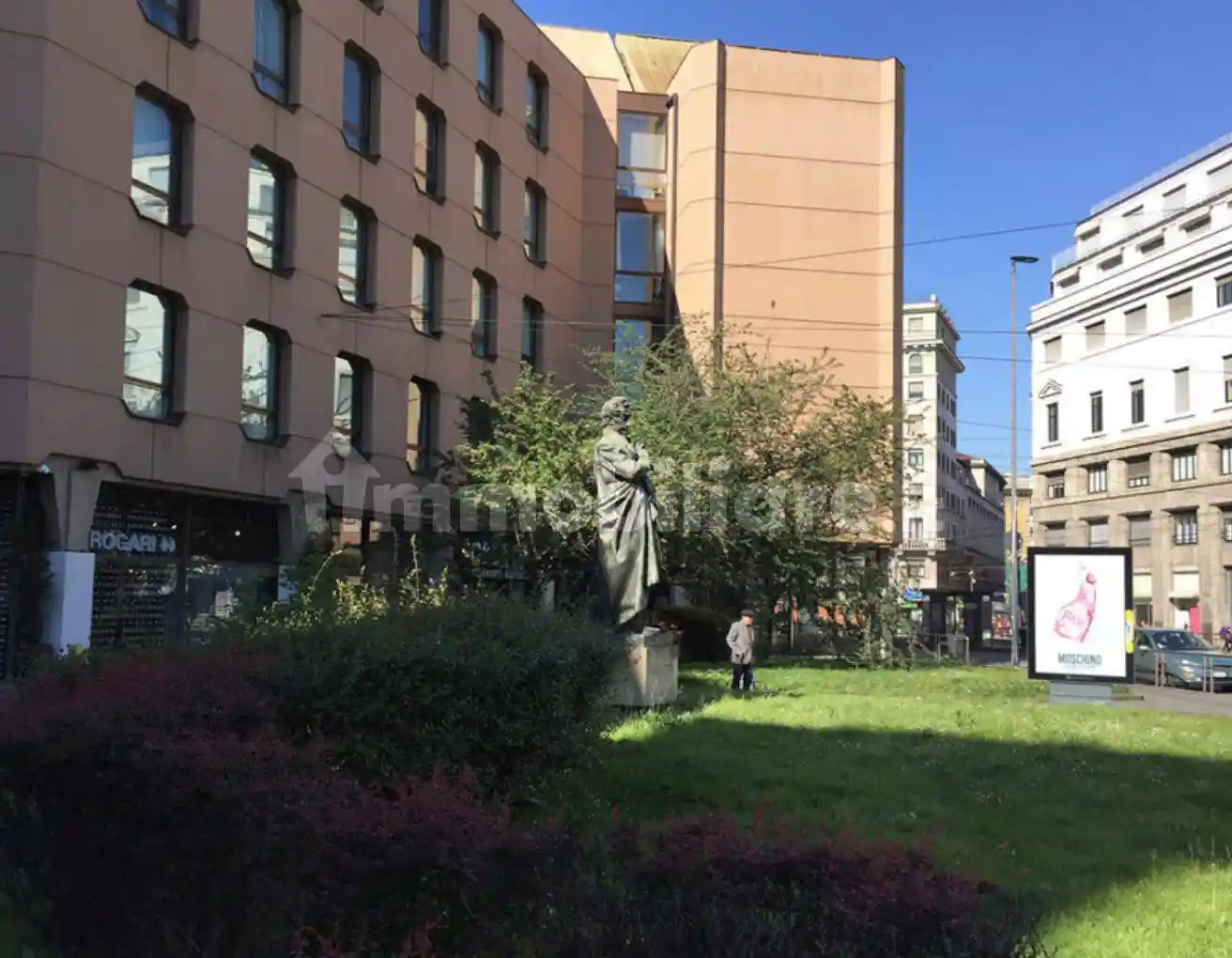 Mansarda piazza Santo Stefano 5, Borgogna - Largo Augusto, Milano - foto 2