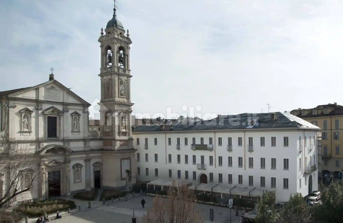Mansarda piazza Santo Stefano 5, Borgogna - Largo Augusto, Milano - foto 5