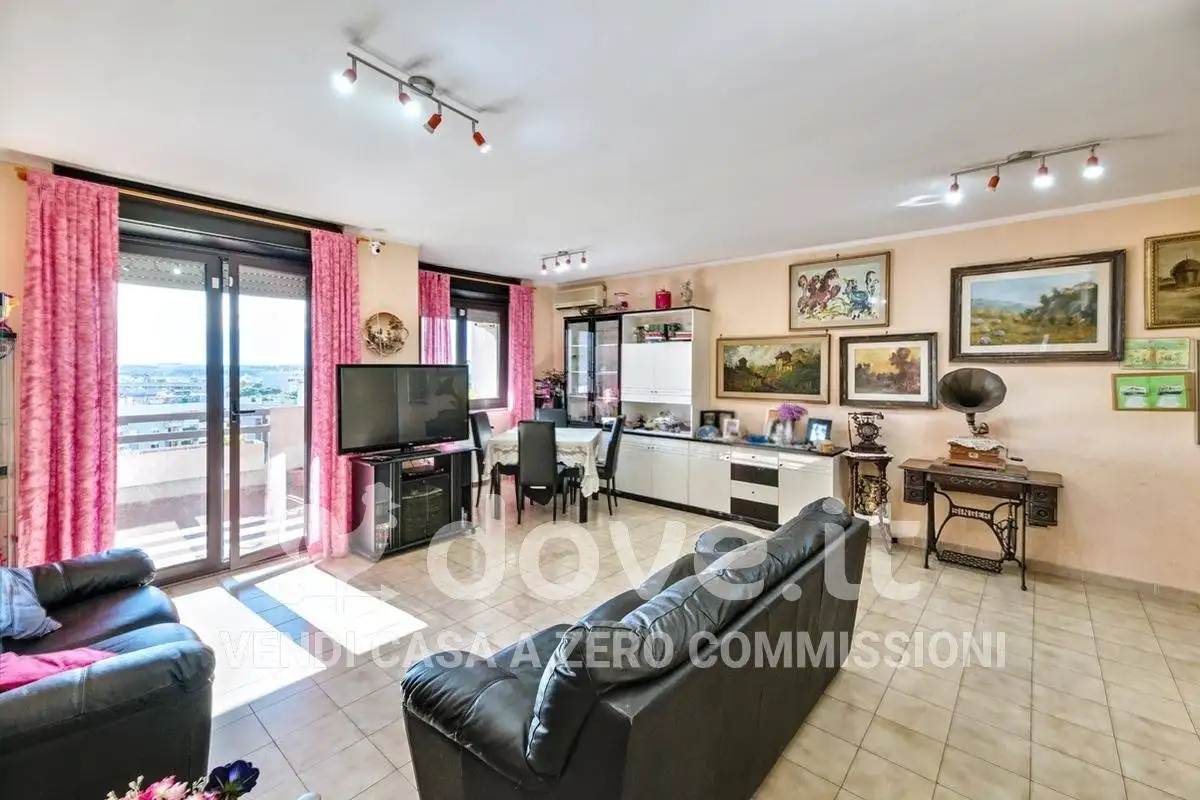 Appartamento in vendita a Roma