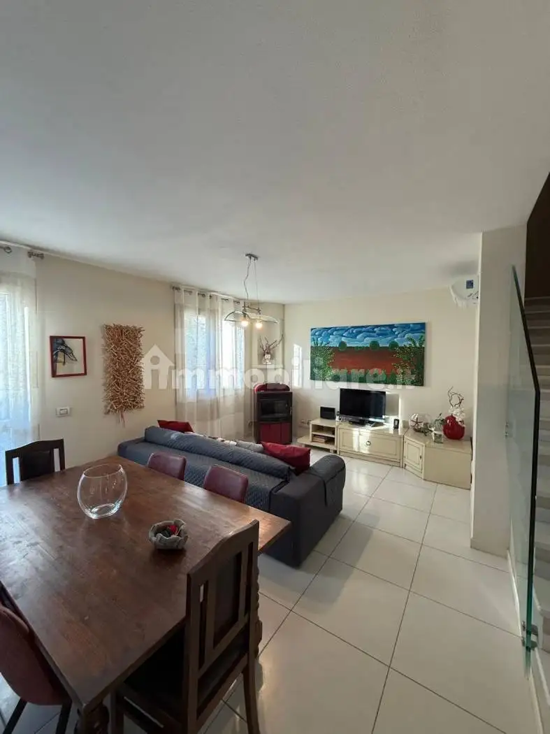 Villetta a schiera in vendita a Medolla