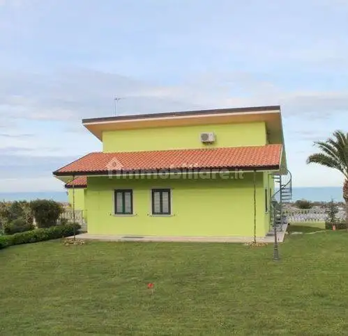 Villa in vendita a Martinsicuro