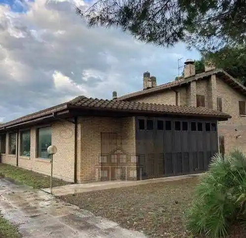 Villa in vendita a San Benedetto del Tronto