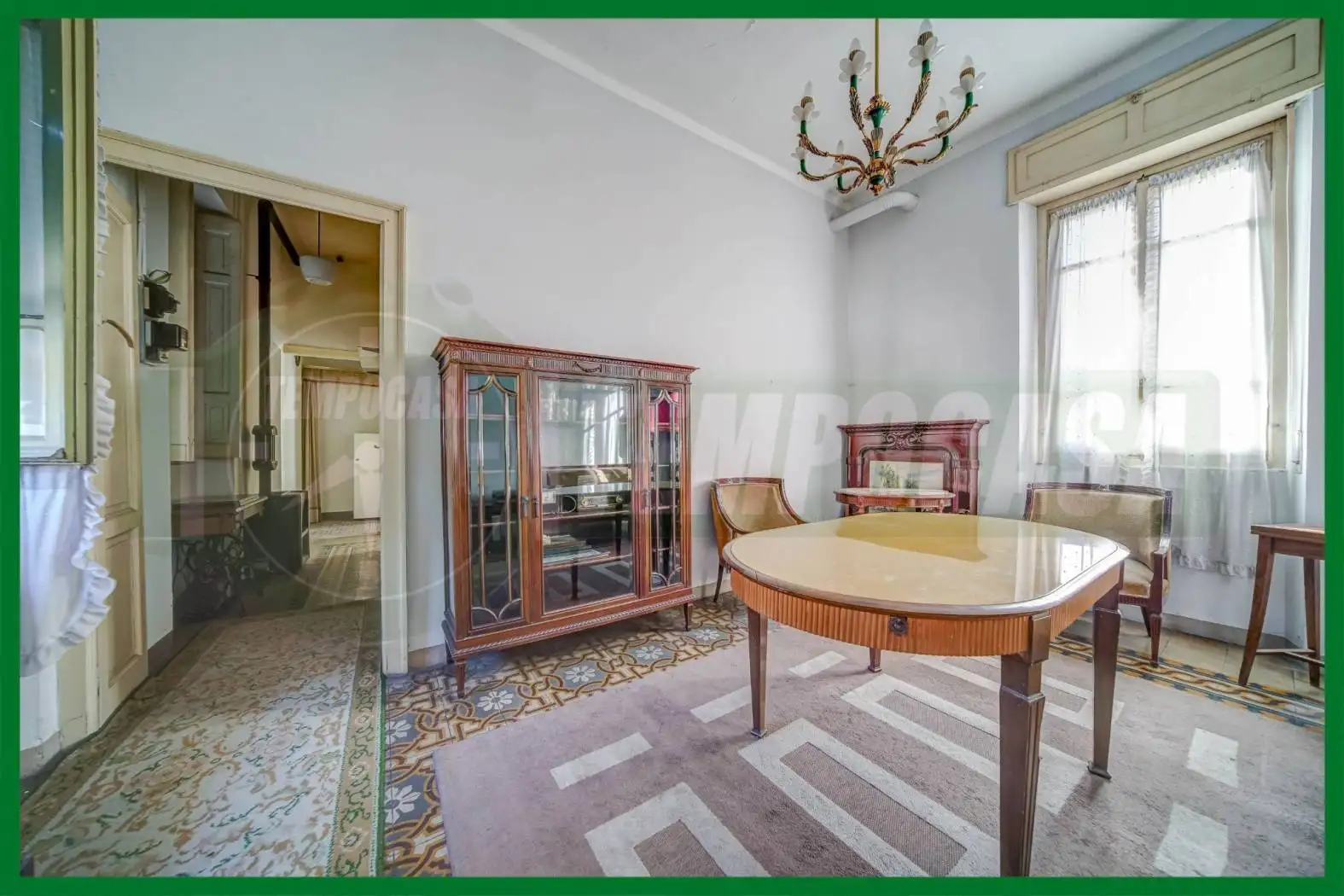 Casa indipendente in vendita a Ferno