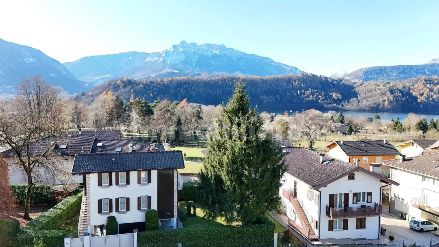 Villa in vendita a Levico Terme