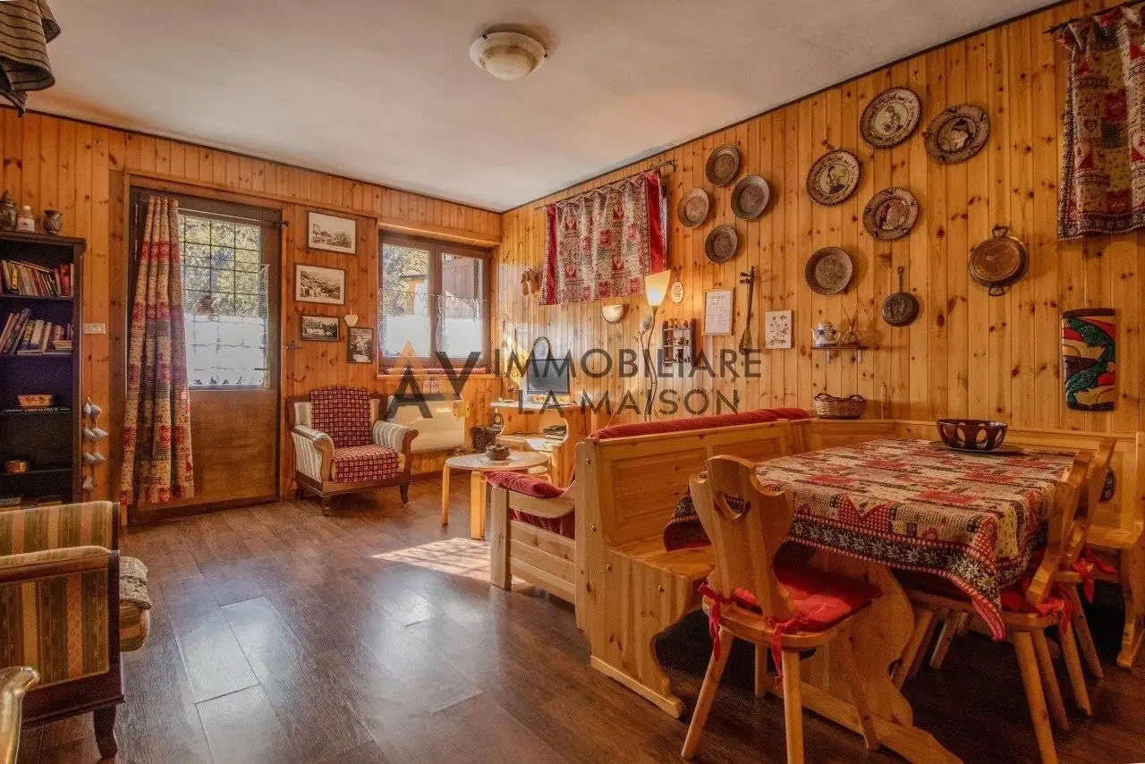 Trilocale Rue Fontaine 149, Centro, Brusson - foto 3