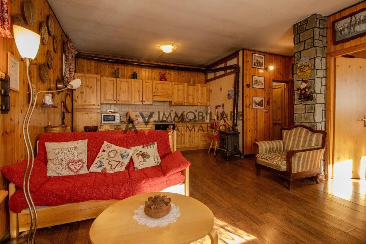 Trilocale Rue Fontaine 149, Centro, Brusson - foto 4