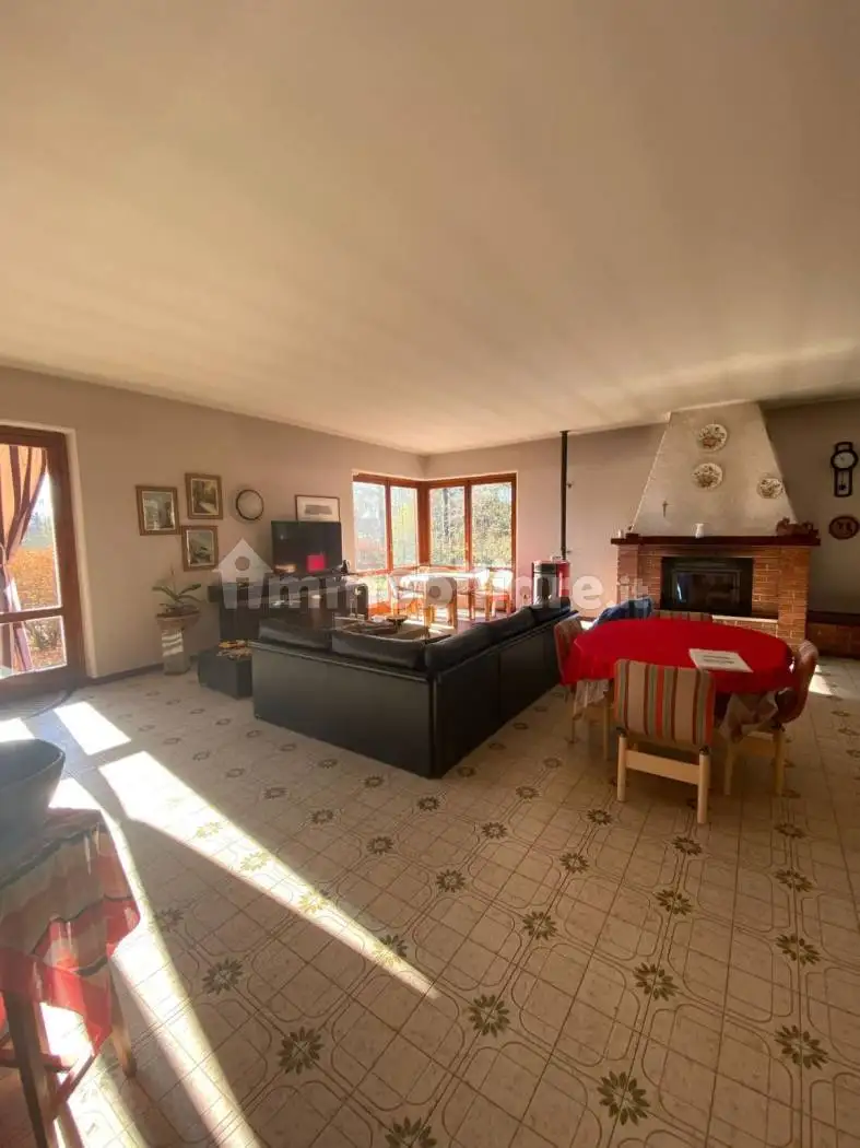 Villa unifamiliare via Gabriele D'Annunzio, Arsago Seprio - foto 3