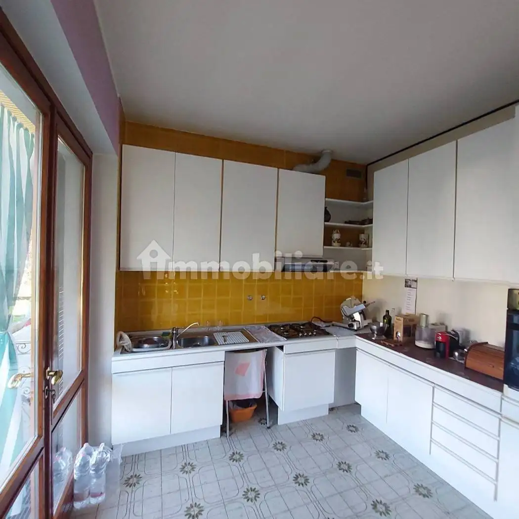 Villa unifamiliare via Gabriele D'Annunzio, Arsago Seprio - foto 5