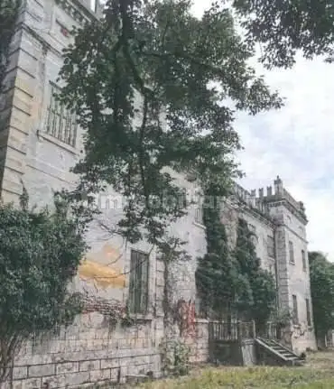 Villa in asta a Tombolo