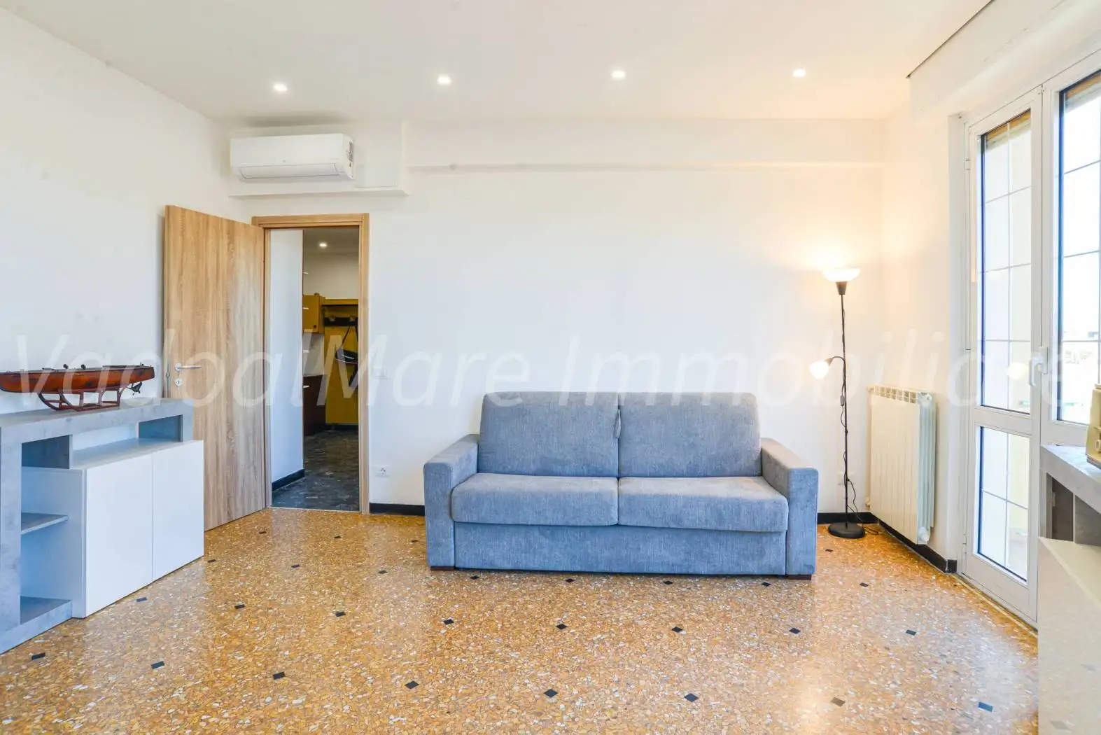 Trilocale via Giovanni Servettaz 6, Oltreletimbro, Santa Rita, Savona - foto 3