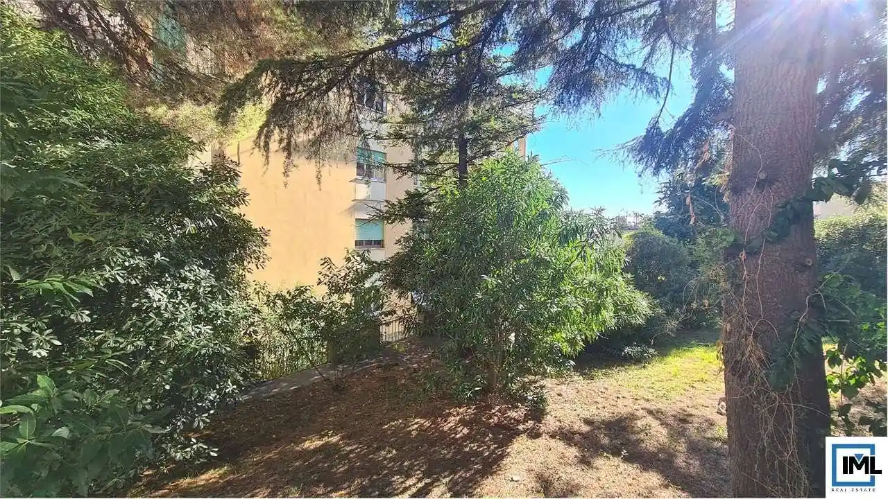Appartamento in vendita a Genova