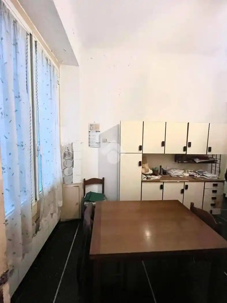 Quadrilocale via san bernardo 21, Molo, Genova - foto 4