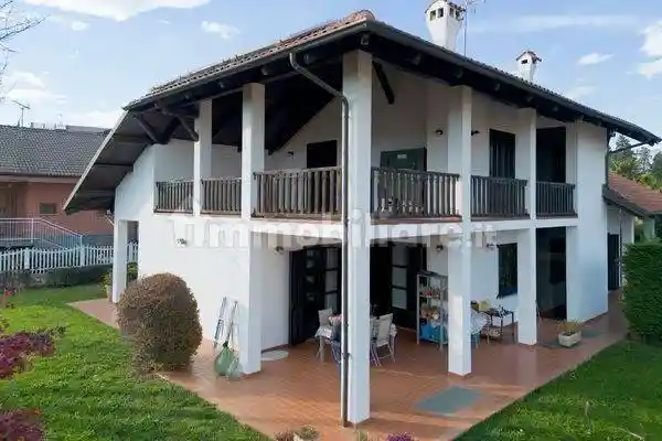 Villa in vendita a Alpignano