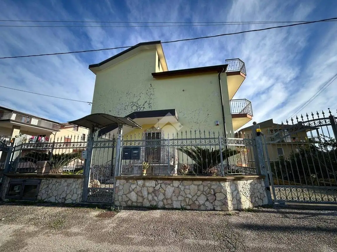 Appartamento in vendita a Eboli