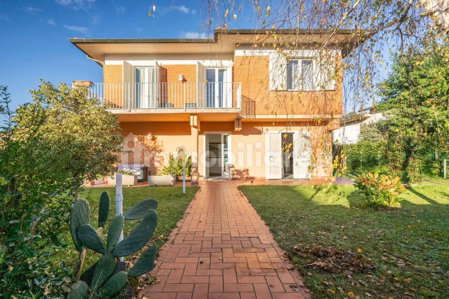 Villa in vendita a Crespina e Lorenzana