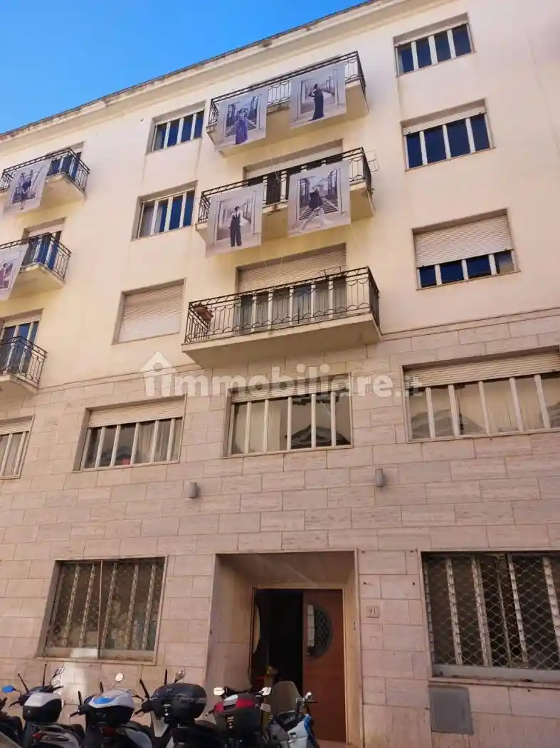 Palazzo - Edificio in Affitto - foto 5