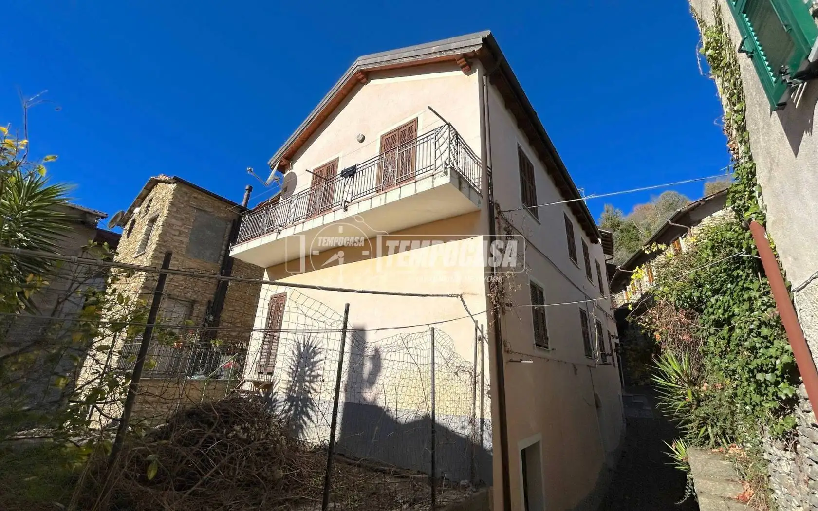 Appartamento in vendita a Vessalico