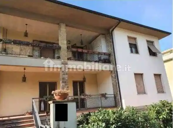 Appartamento in vendita a Reggello