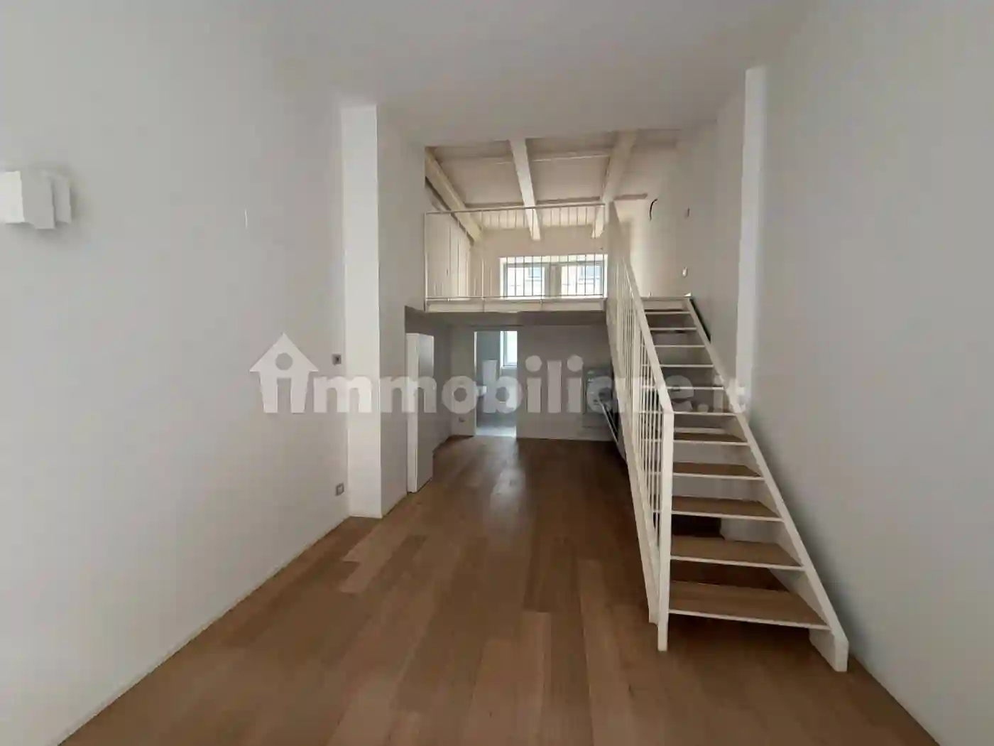 Loft - foto 2