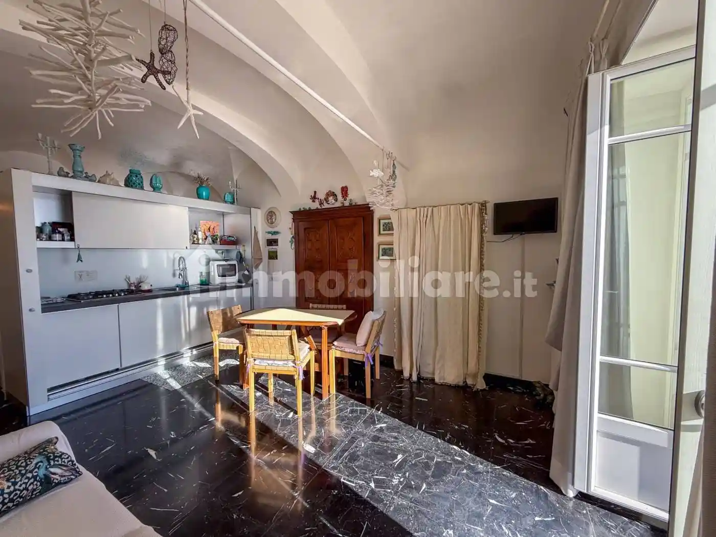 Trilocale via Cristoforo Colombo 26, Centro, Alassio - foto 3