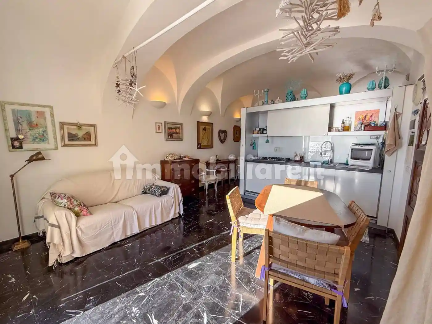 Trilocale via Cristoforo Colombo 26, Centro, Alassio - foto 4