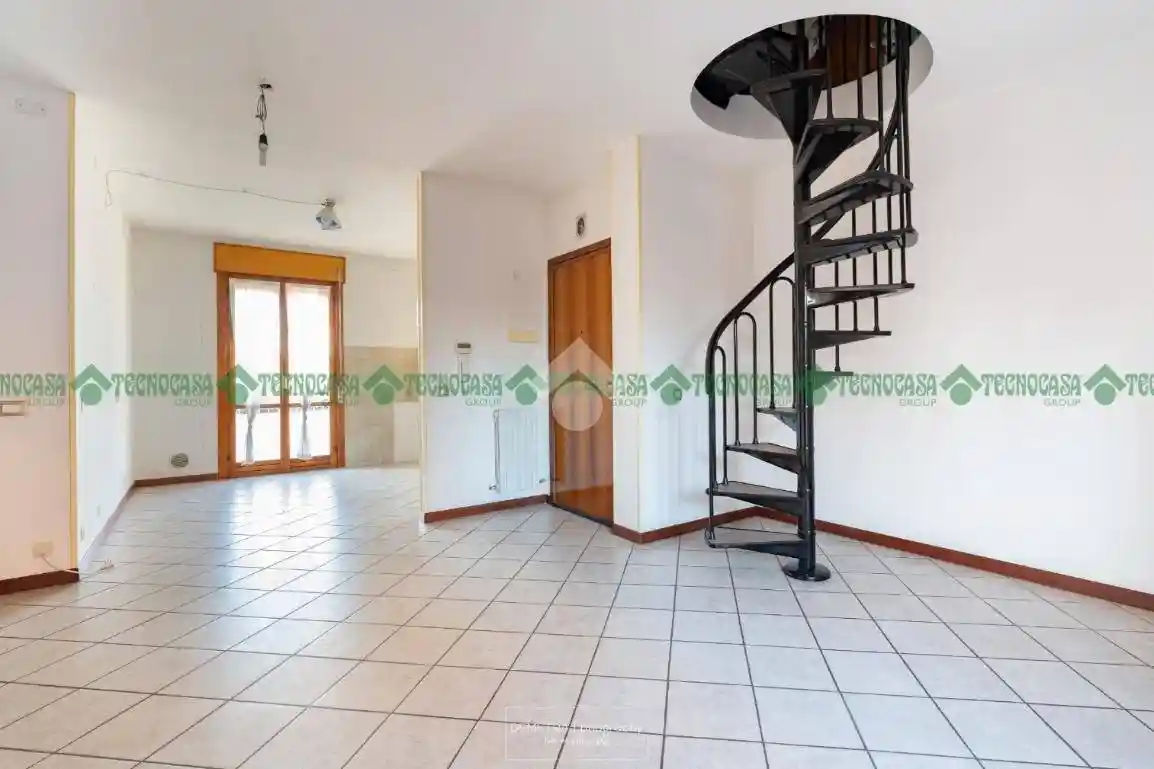 Quadrilocale via Correggio 14, Centro, Castelfranco Emilia - foto 2