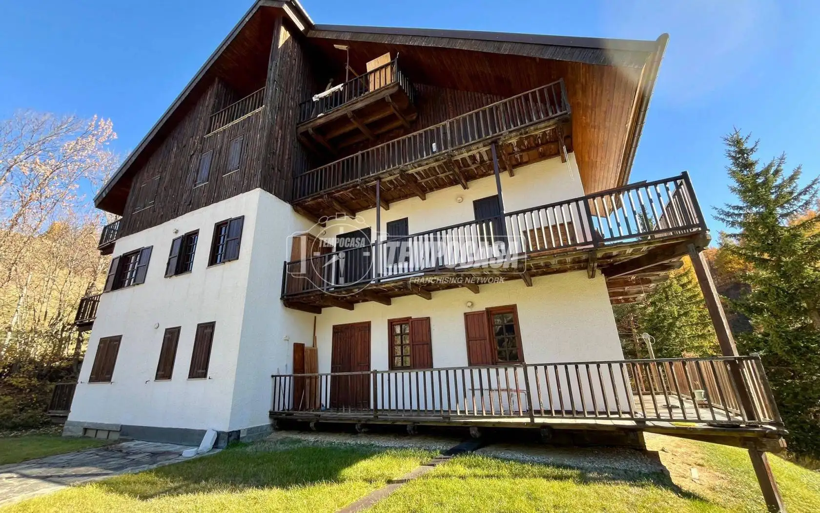 Quadrilocale via Augusto Plancia, Centro, Cesana Torinese - foto 2