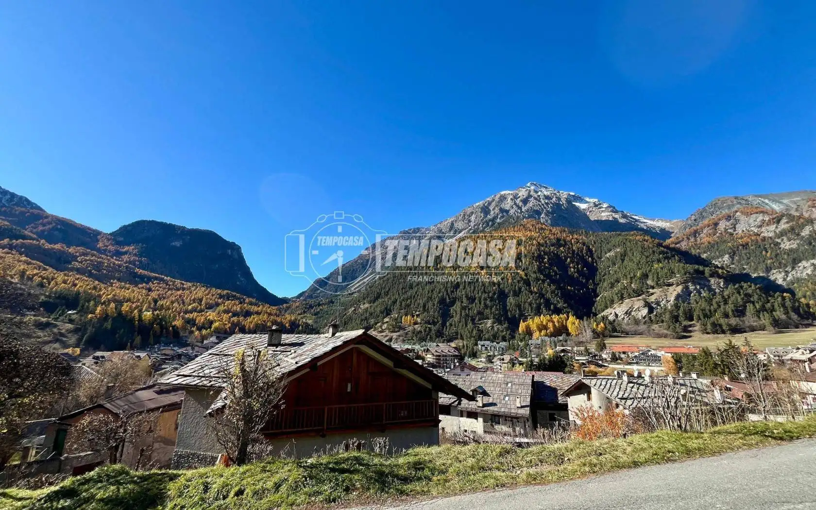 Quadrilocale via Augusto Plancia, Centro, Cesana Torinese - foto 4