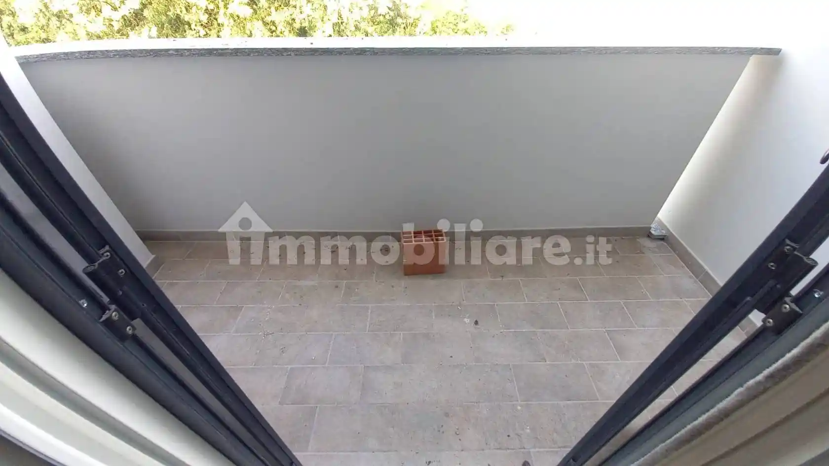 Villa bifamiliare via Madre Teresa di Calcutta, Borgolavezzaro - foto 4