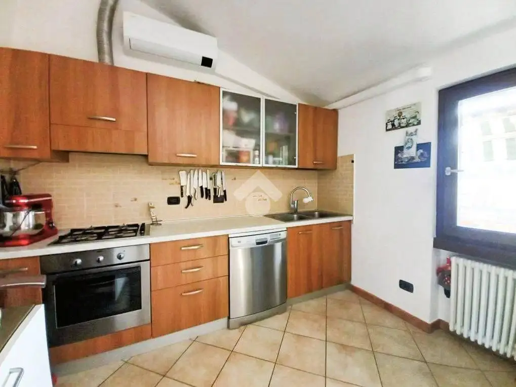 Trilocale via Cà Nova 14, Ravella, Castelmarte - foto 4