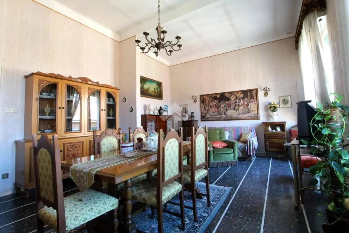 Appartamento in affitto a Pisa