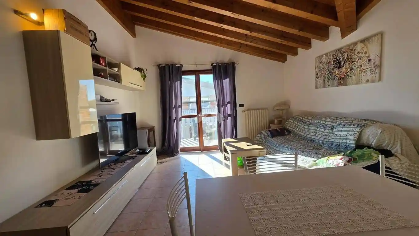 Bilocale ottimo stato, secondo piano, San Biagio, Bagnolo San Vito - foto 5