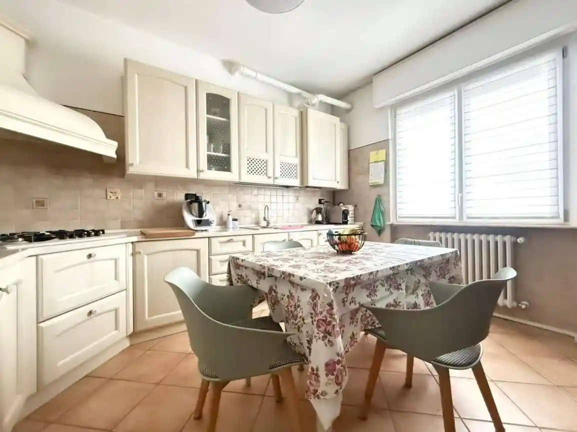 Quadrilocale via Trieste 6, Centro, Brenna - foto 5