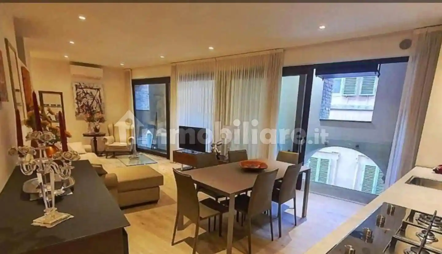 Trilocale piazza Tolomei,  53100, Provenzano, Siena - foto 2