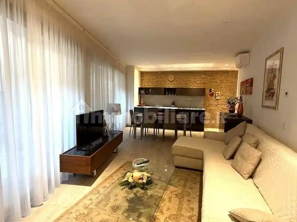 Trilocale piazza Tolomei,  53100, Provenzano, Siena - foto 3