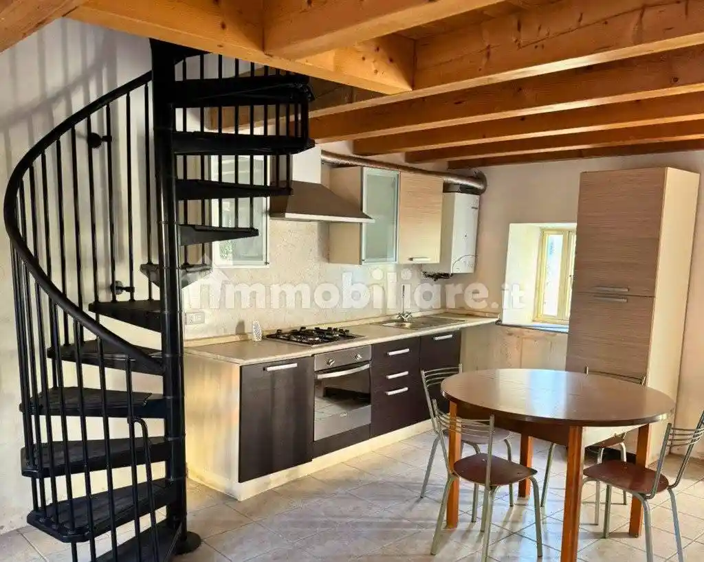 Casa indipendente in vendita a Thiene